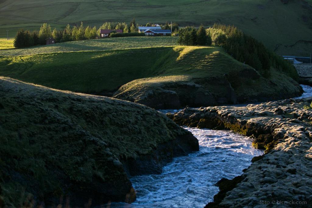 Hunkubakkar Guesthouse Kirkjubaejarklaustur Bagian luar foto